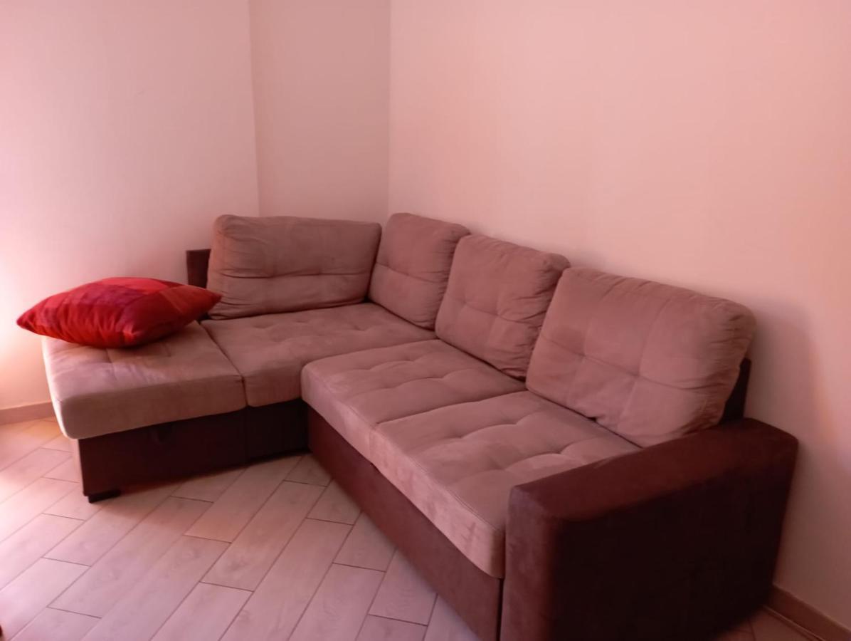 Family Apartment 布林迪西 外观 照片